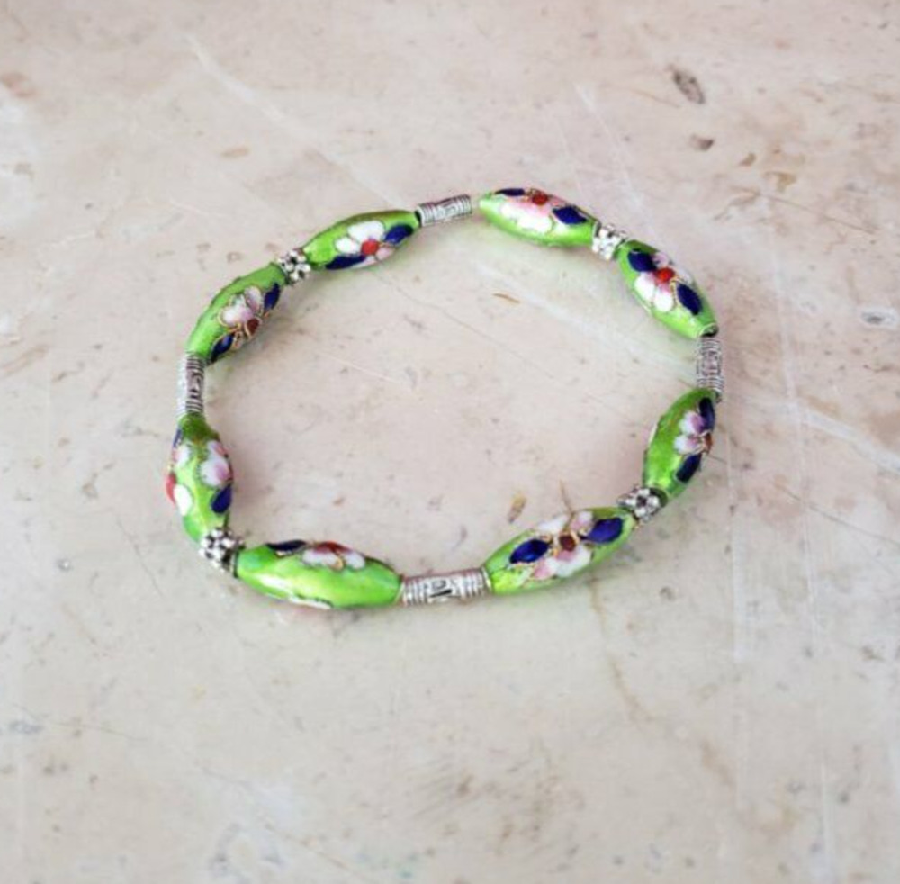 Vintage Bracelet - Green Stretch Bracelet Ornate Beads